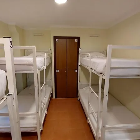 Hi - De Juventude Hostel