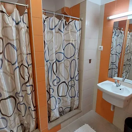 Hostel Hi Sao Martinho Do Porto - De Juventude *