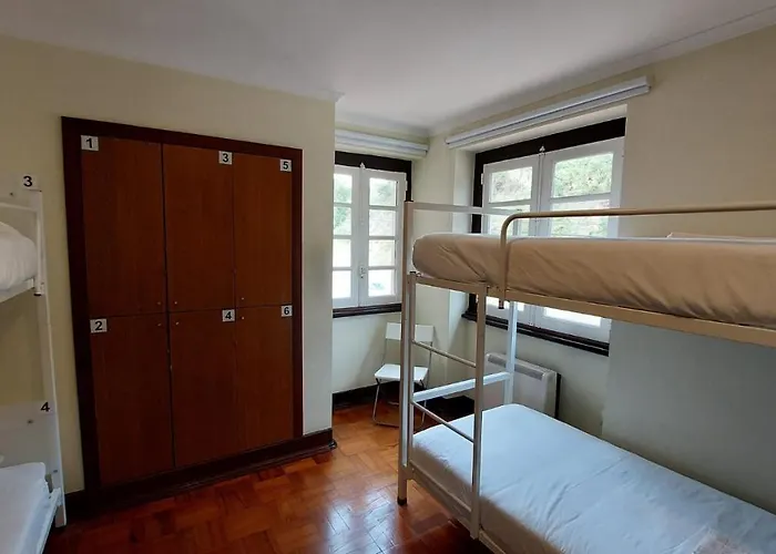 Hostel Hi - De Juventude Alfeizerao