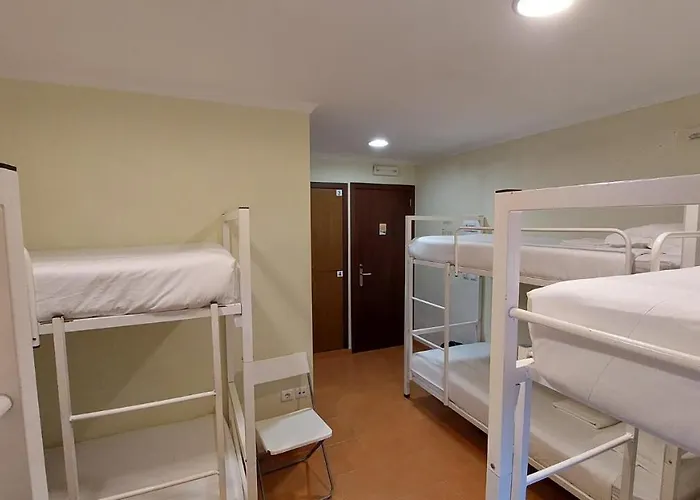 Hi - De Juventude Hostel Alfeizerao