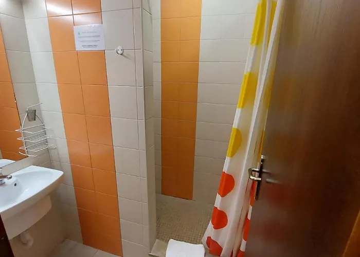 Hi - De Juventude Hostel *