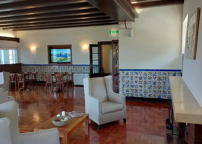 Hi - De Juventude Hostel Alfeizerao