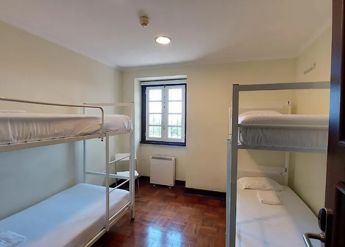 Hi - De Juventude Hostel *