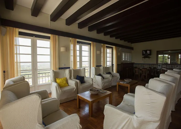 Hi - De Juventude Hostel Alfeizerao