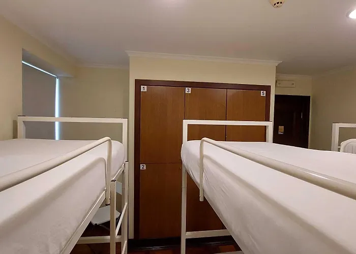 Hi - De Juventude Hostel *